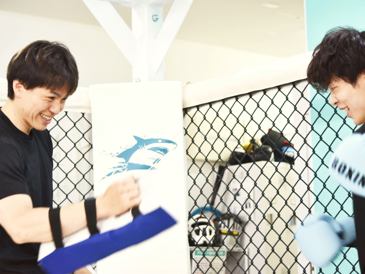 Shark Style Gym本八幡のフリーウェイトエリア